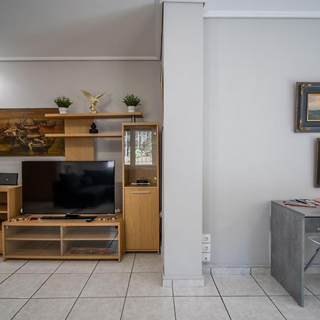 Angel , Luxury 2Bd Apartment Next To The Beach Athens Ngoại thất bức ảnh