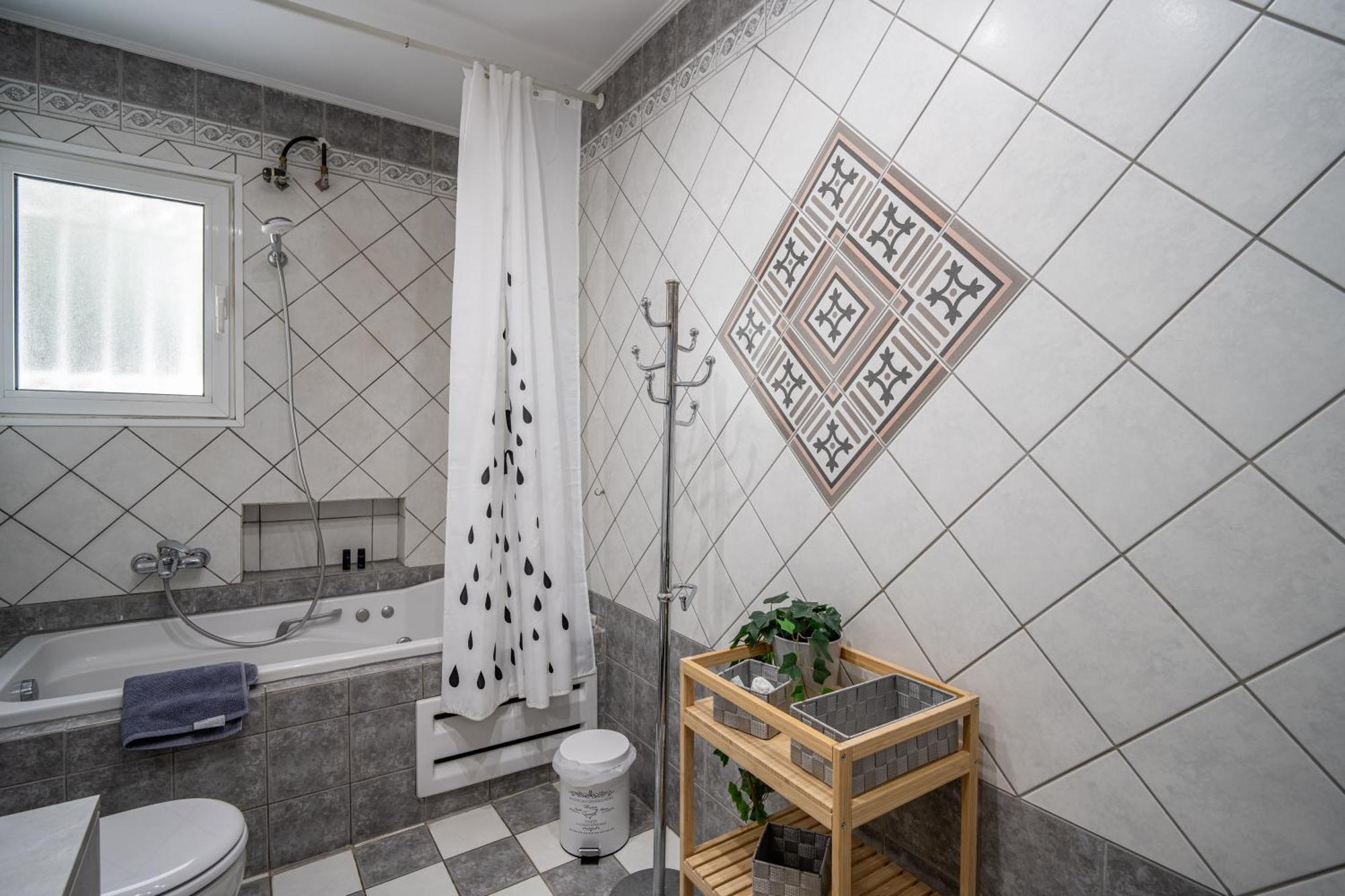 Angel , Luxury 2Bd Apartment Next To The Beach Athens Ngoại thất bức ảnh